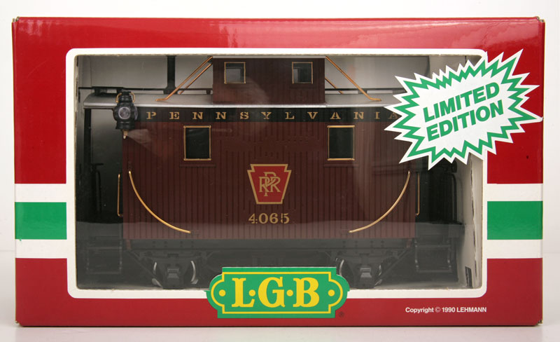 Pennsylvania Rail Road Caboose with Metal wheels, track powered interior and exterior lighting